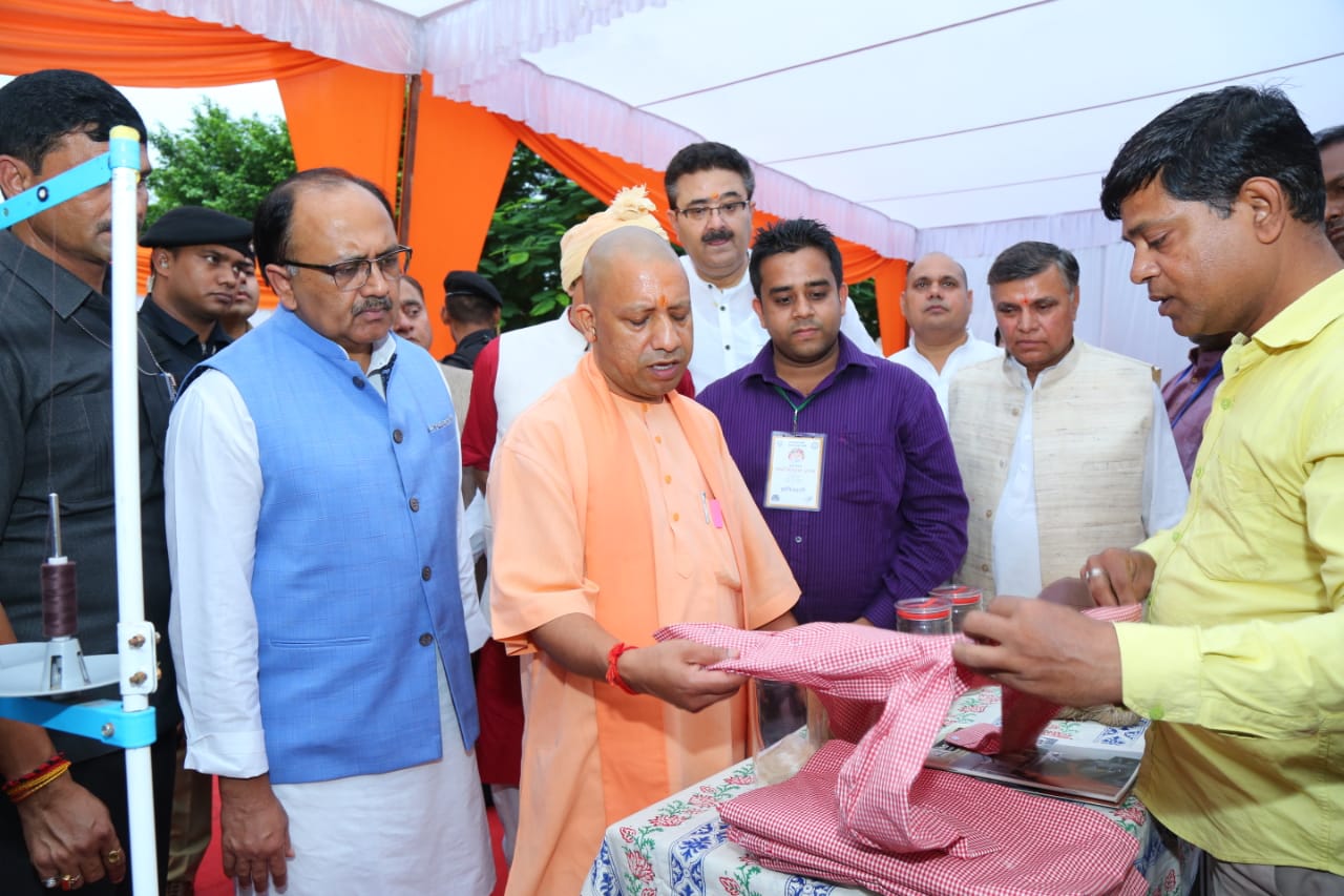 Greenwear fabrics presented to State leadership